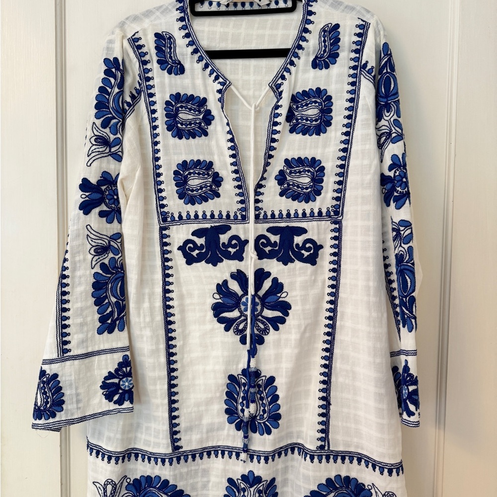 Zara White and Blue Embroidered Tunic dress